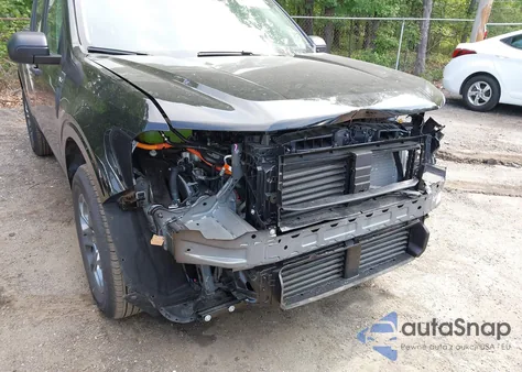 2025 Ford Maverick Xlt z USA, uszkodzony, nr VIN 3FTTW8H33SRA37118